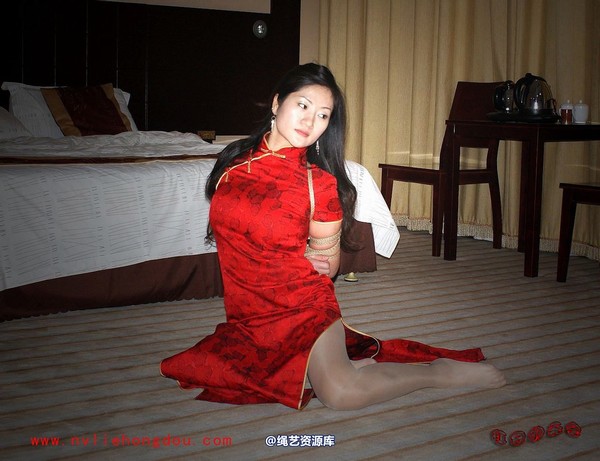 红豆的天空 - 09红豆旗袍装 孤寂的美 第 40 张图片