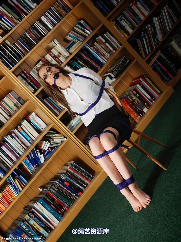 restrainedelegance - Intruder in the Library! 第 45 张图片