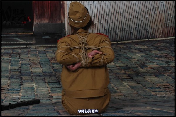 唯美之家 - 08-05-07新模特二 第 30 张图片