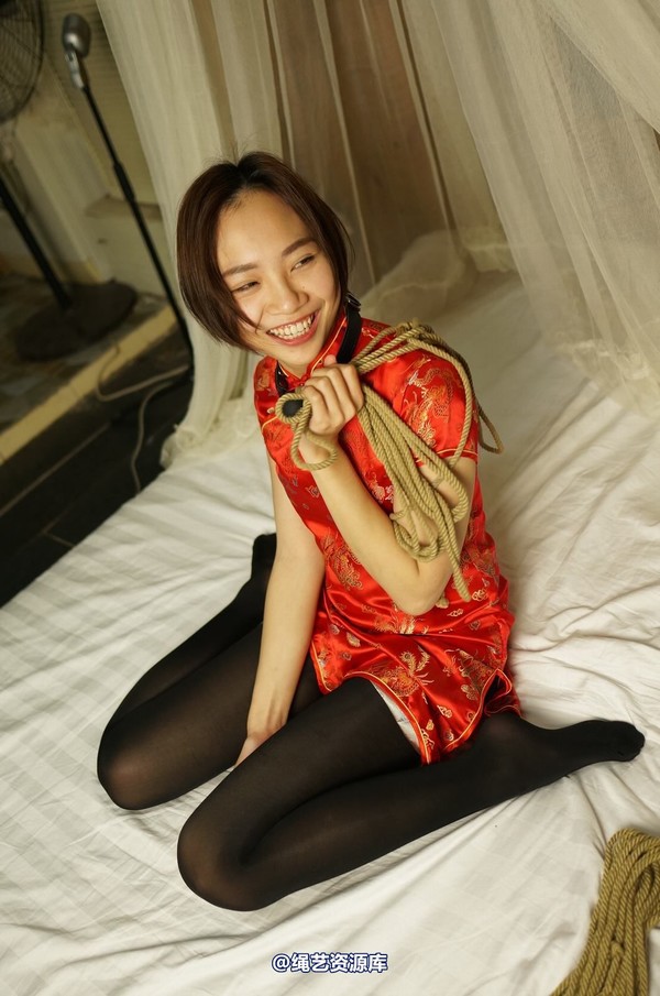 dk13美束馆 - 11.14-小仙儿红旗袍-120P 第 93 张图片