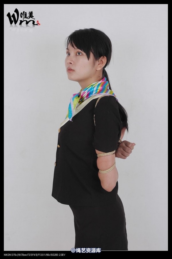 唯美之家 - 09-8-23兰玉制服捆绑 第 45 张图片