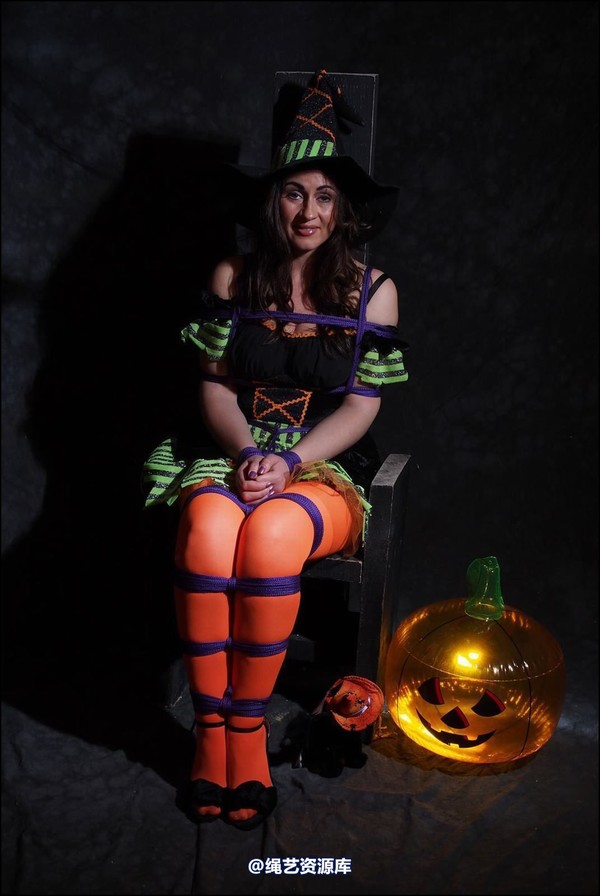 simplytied - Halloween special 第 20 张图片