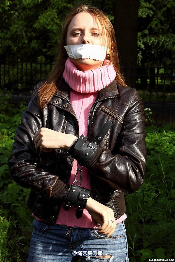gaggedinpublic - gip176 第 34 张图片