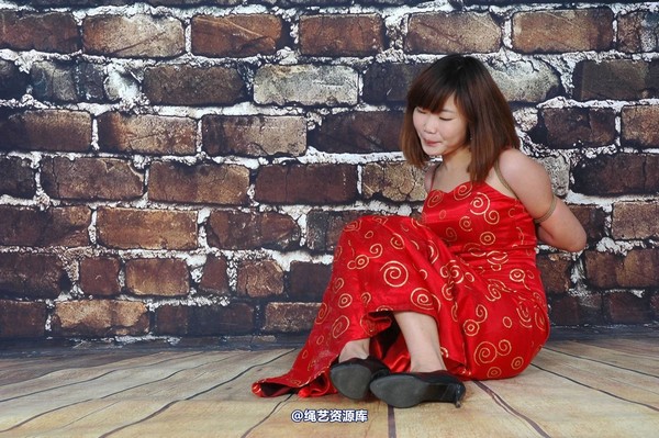 唯美之家 - 微微红礼服 第 55 张图片