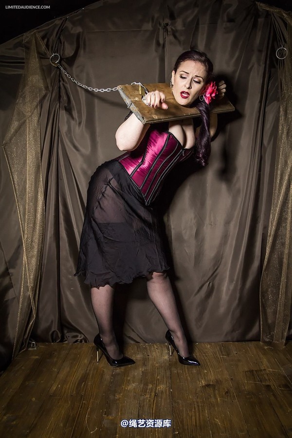 limitedaudience - 2014 caroline pierce in stocks 第 16 张图片