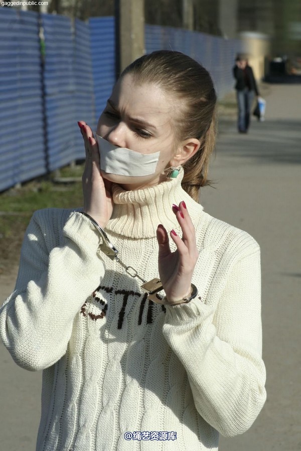 gaggedinpublic - gip064 第 19 张图片
