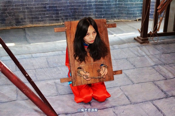 mj影视 - 血的代价梦境古大堂 女囚众生相2013-08-26 第 109 张图片