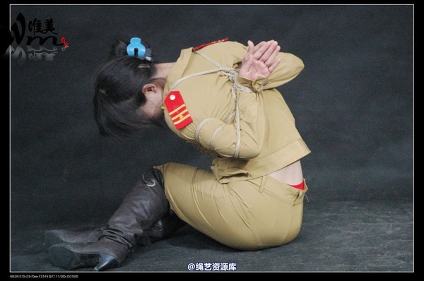 唯美之家 - 2008-08-06水柔军装 第 229 张图片