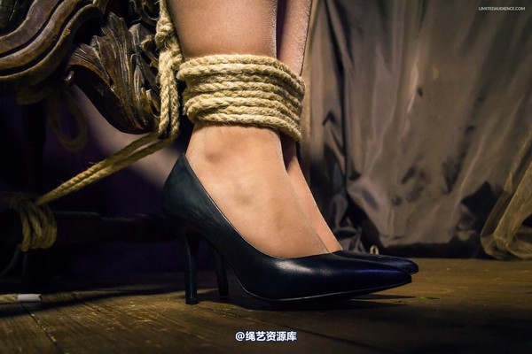 limitedaudience - 2015 freya held for ransom 第 31 张图片