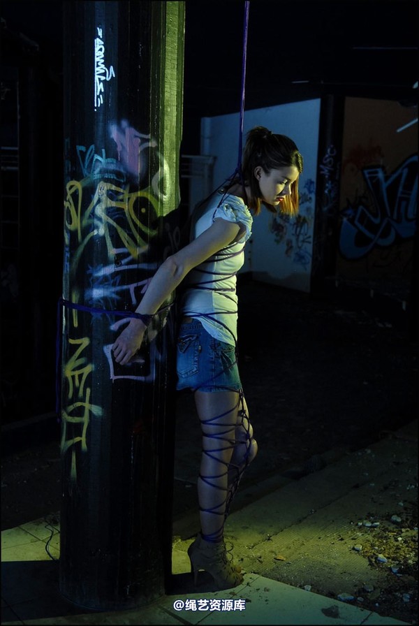 simplytied - Tied to big post 第 17 张图片