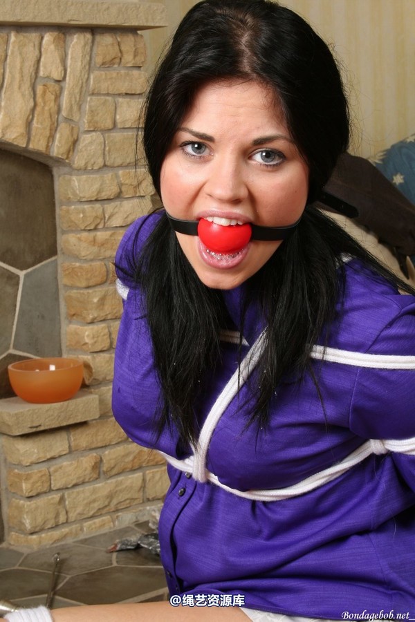 bondagebob - Monica Harris A ball gag please 第 95 张图片