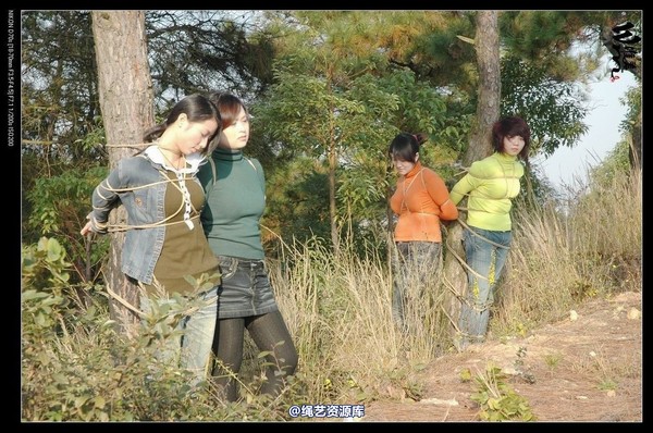 唯美之家 - 2008-11-13外拍(集体) 第 713 张图片
