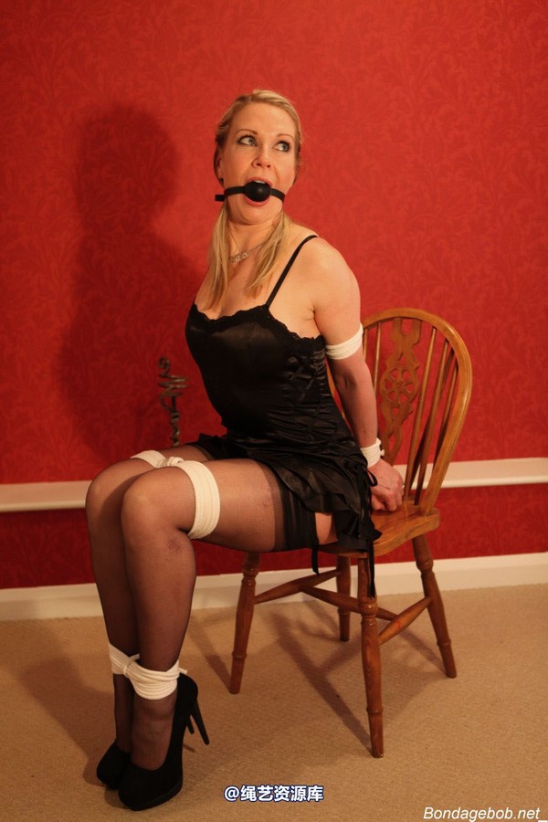 bondagebob - Missey Posing in Bondage 第 55 张图片