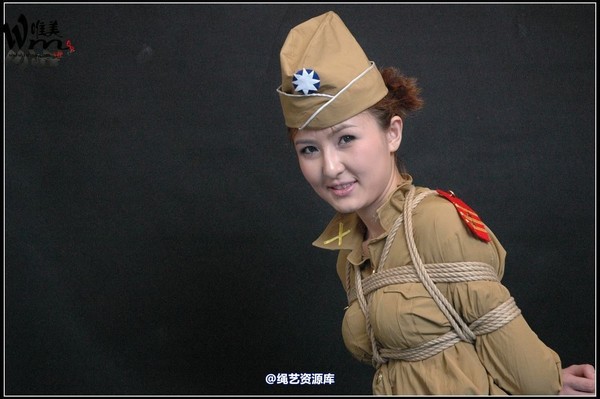 唯美之家 - 08-06-02新疆军装 第 92 张图片
