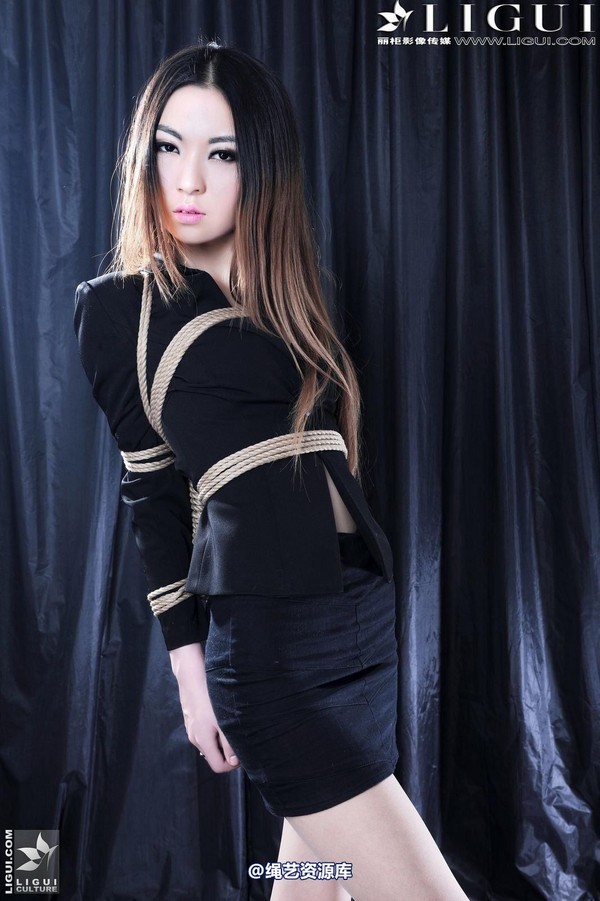 丽柜美束 - 2013-03-15 Model 文欣 第 3 张图片