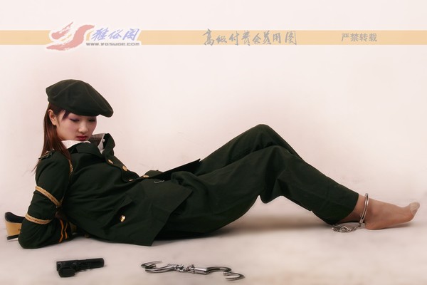 雅俗阁 - 20060407雪儿警服 第 80 张图片