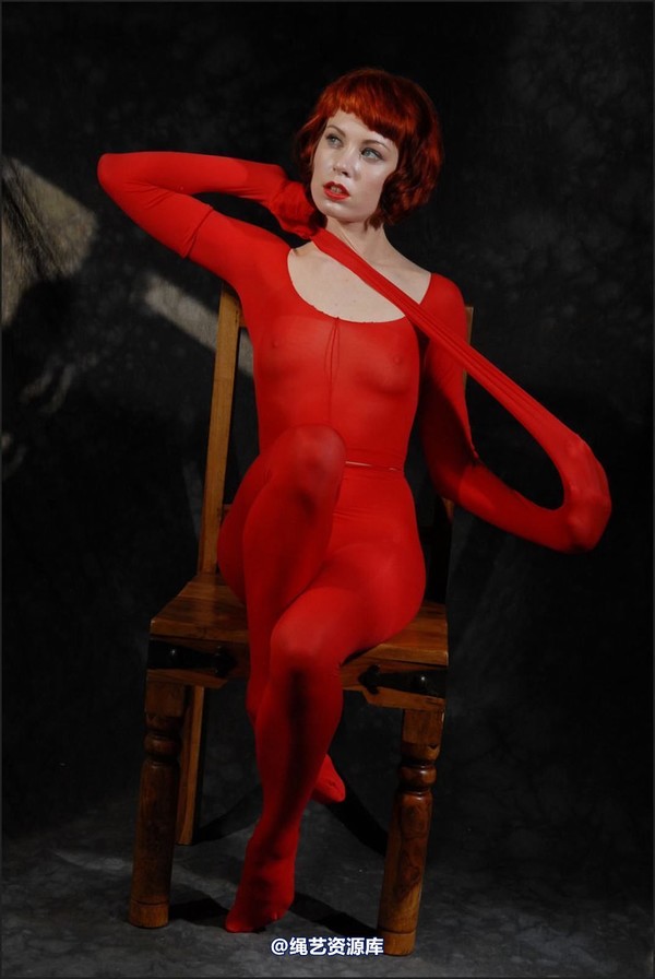 simplytied - Fawnya red encasement 第 5 张图片