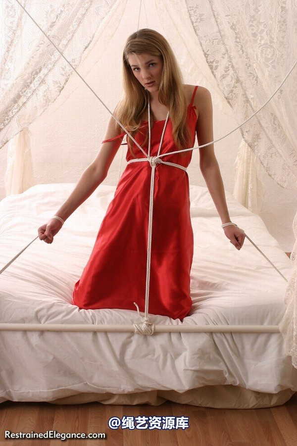 restrainedelegance - Displayed 第 57 张图片