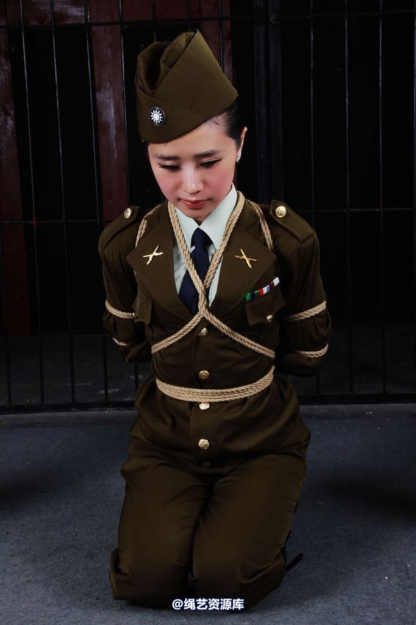 神艺缘 - 236-国民女制服 第 13 张图片