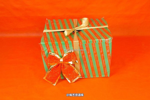 丽柜美束 - 2005-12-26 第 1 张图片