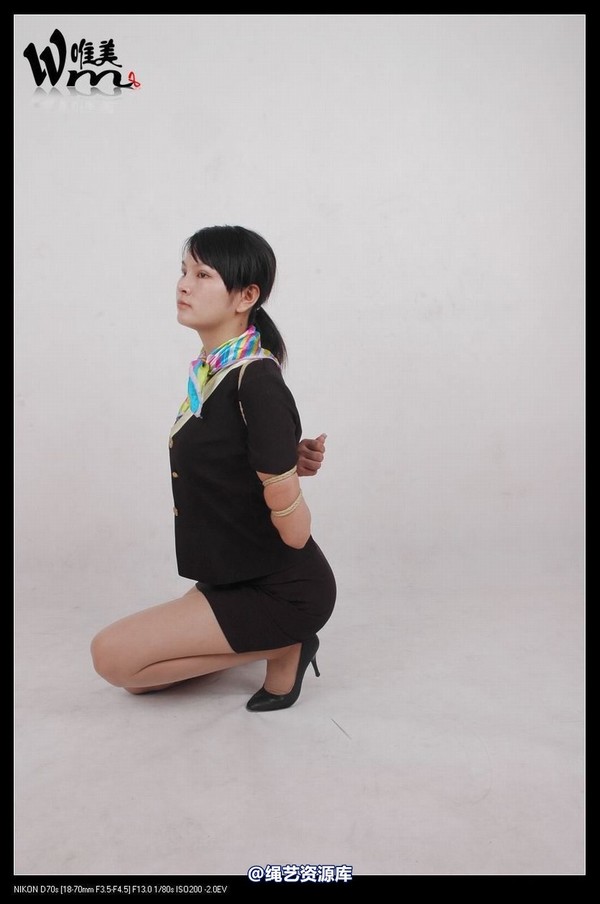 唯美之家 - 09-8-23兰玉制服捆绑 第 28 张图片