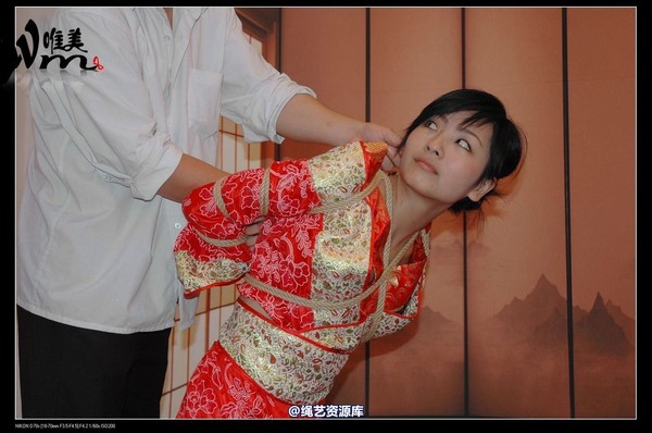 唯美之家 - 08-05-29盈盈汉服-护士装 第 193 张图片