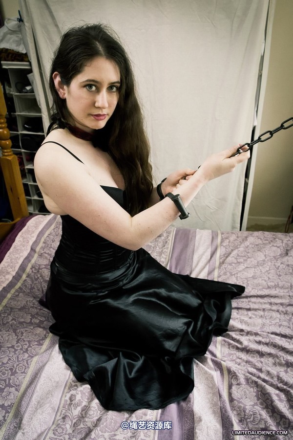 limitedaudience - 2012 catya chained to bed 第 13 张图片