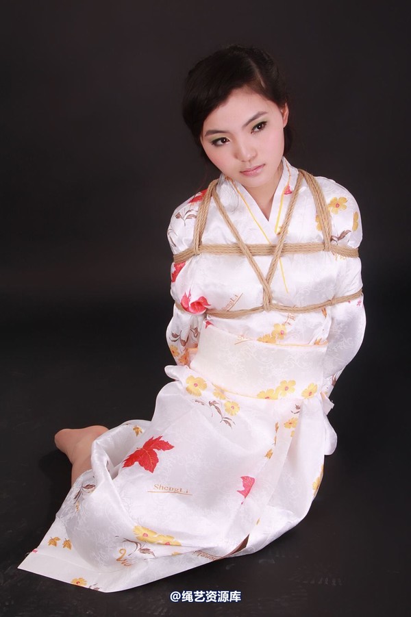 神艺缘 - 053-雨婷--和服 第 23 张图片