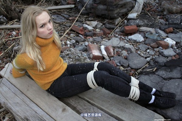 gaggedinpublic - gip006 第 43 张图片