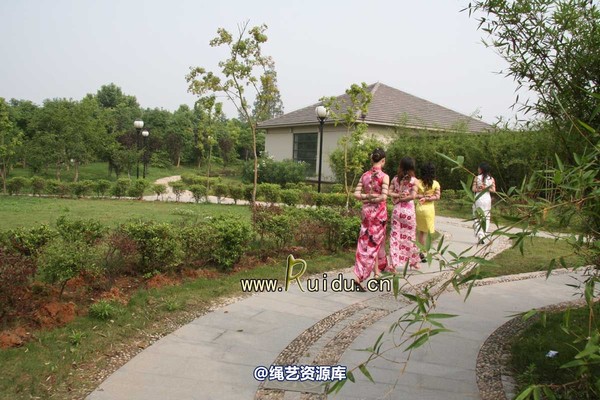 锐度主张 - 20070629第22期 诗情画意  模特：大小灵 第 4 张图片