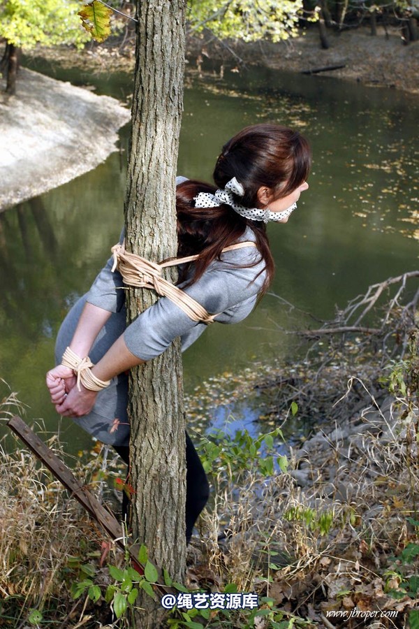 jbroper - Christina Carter 2011-3 第 26 张图片