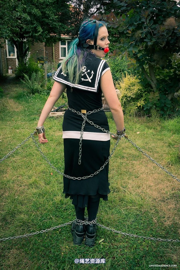 limitedaudience - 2014 beckykat chained 2 第 10 张图片