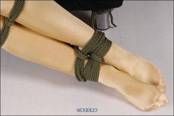 simplytied - Seamed Gold Wolfords 第 23 张图片