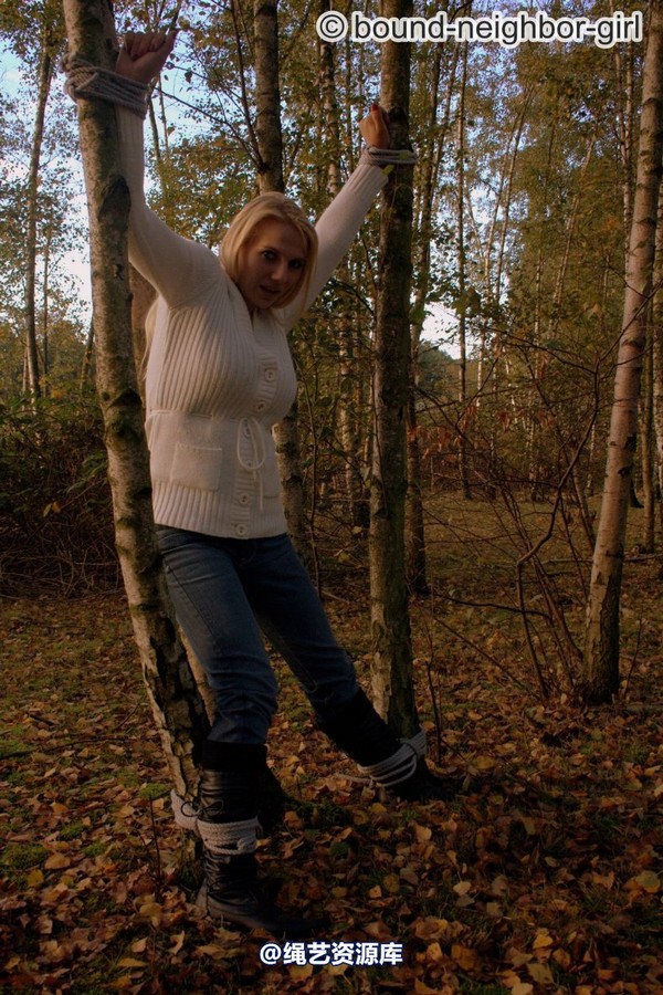 bound-neighbor-girl - Bambi - Tied up in the autumn woods Part 2 第 33 张图片