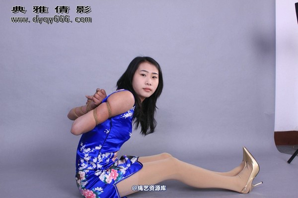 典雅倩影 - 074-清香飘来花吐蕊，秋千娇女荡春风 第 23 张图片