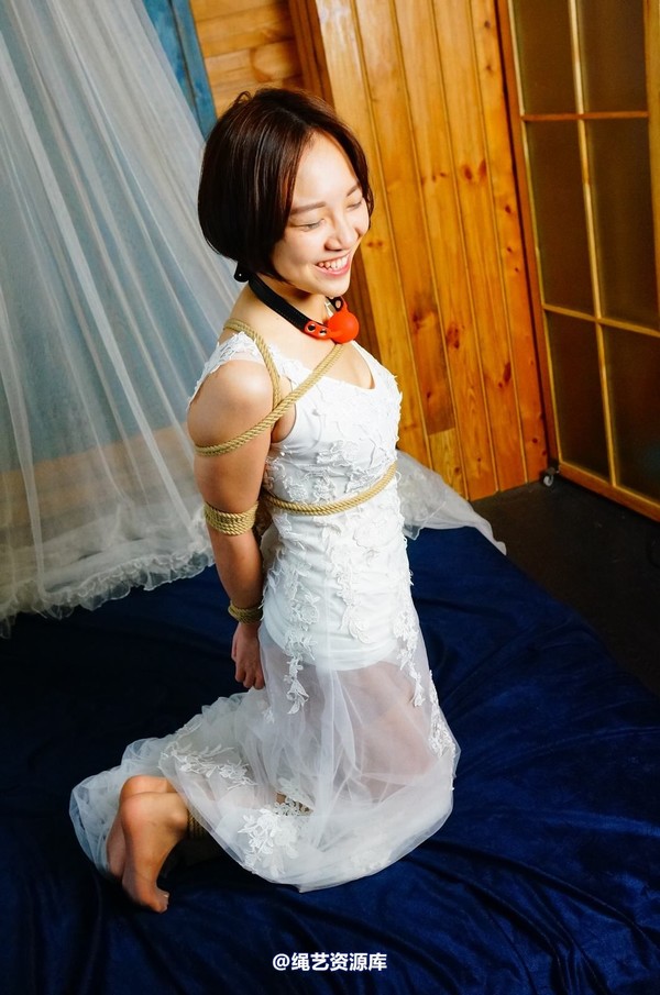 dk13美束馆 - 9.16-小仙儿白婚纱-D130P 第 100 张图片