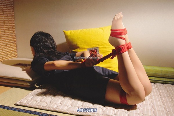 丽柜美束 - 2005-07-14 第 12 张图片