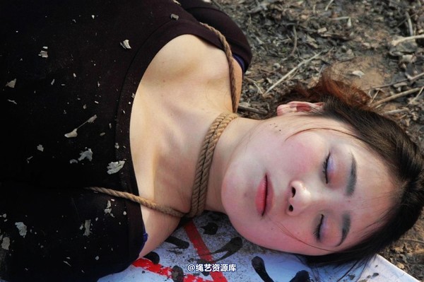 mj影视 - 2013-3-4陈沫踏青 黑丝美女最终的不归路 第 149 张图片