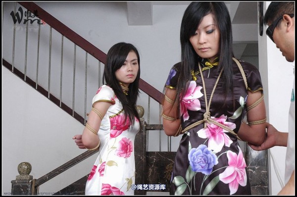唯美之家 - 2008-09-24小妖琪琪旗袍绳艺 第 194 张图片
