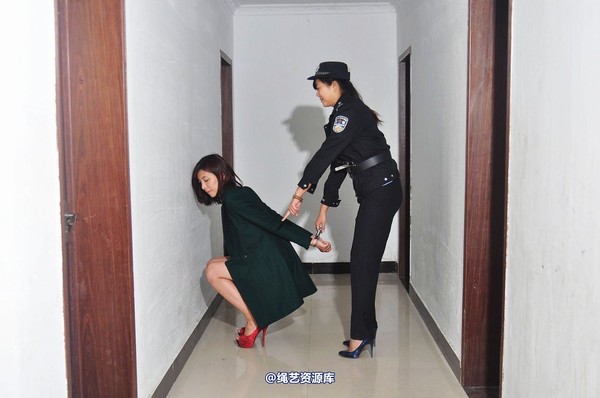 mj影视 - 影林樵夫“红颜车模”套图―车模入监 第 36 张图片