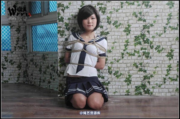 唯美之家 - 甜甜学生装2010-5-25 第 36 张图片