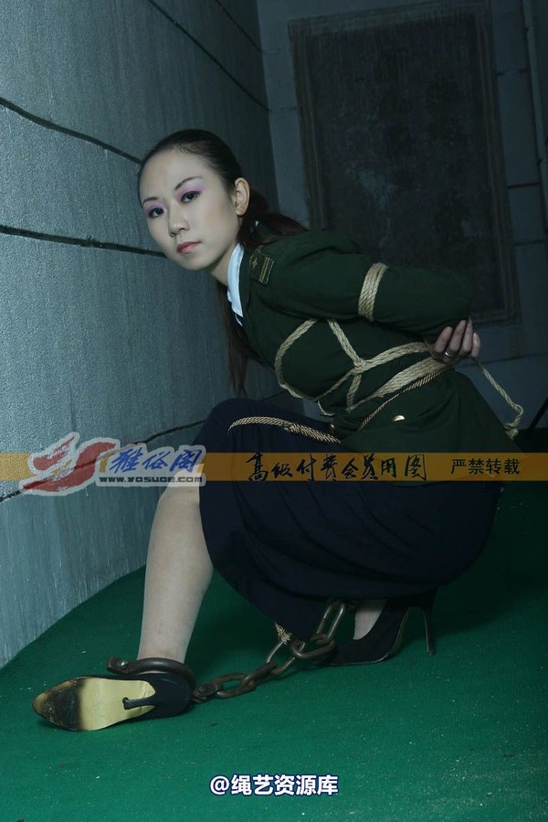 雅俗阁 - 20070419雅雯警服 第 25 张图片