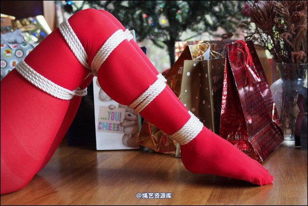 simplytied - Jinx in Christmas jumper 第 18 张图片