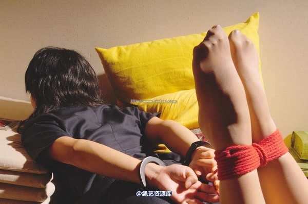 丽柜美束 - 2005-07-14 第 37 张图片