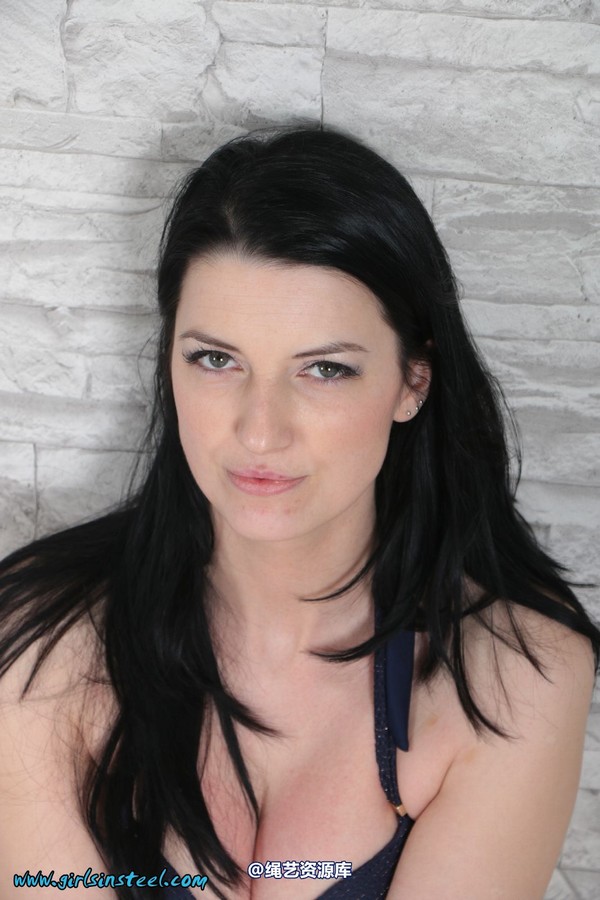 girlsinsteel - Triple Irish 8 handcuffs 第 3 张图片