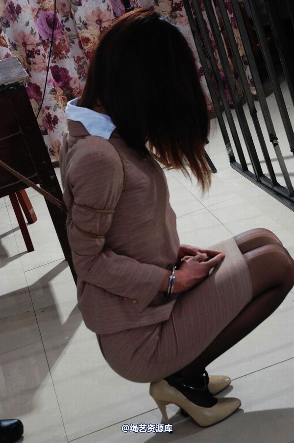 mj影视 - 倾心职务犯罪－押解绳-2013-03-28 第 356 张图片