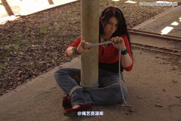 bound-neighbor-girl - Jasmin - Tied up in the ruins 5 第 28 张图片