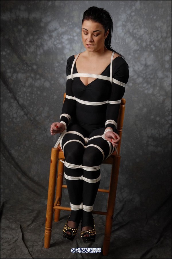 simplytied - C in Black cat 第 16 张图片