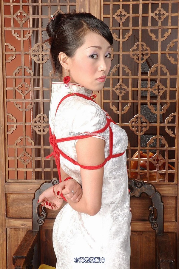 丽柜美束 - 2006-08-01 第 29 张图片