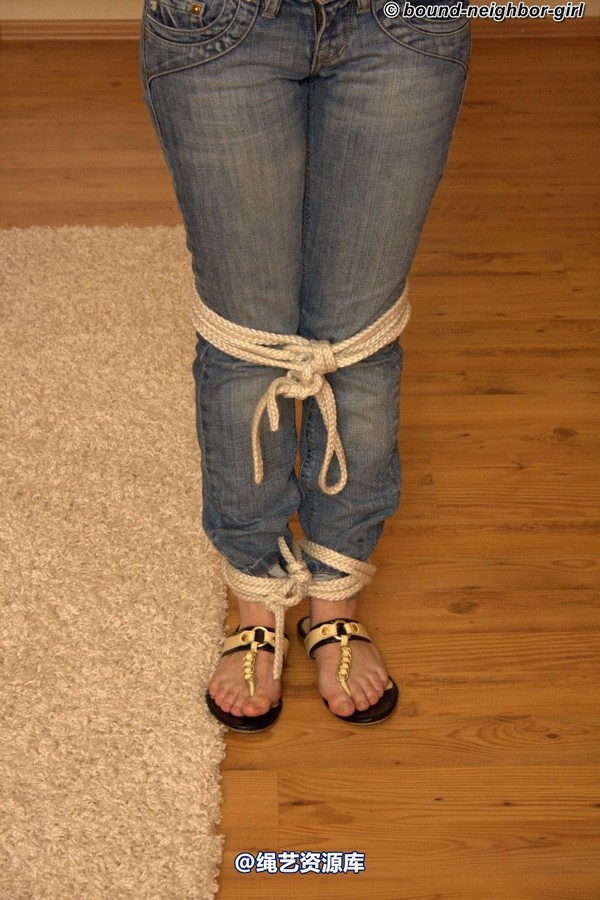 bound-neighbor-girl - Cindy - Tied up in her apartment 4 第 42 张图片